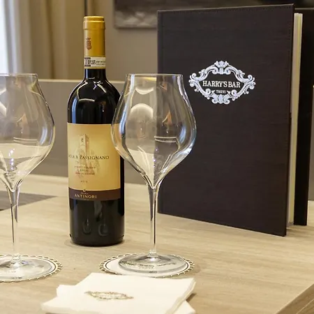 Harry'S Bar Trevi Luxury Apartments - Spagna Rom Exterior foto